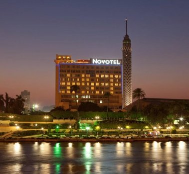 فندق نوفتيل البرج بالقاهرة